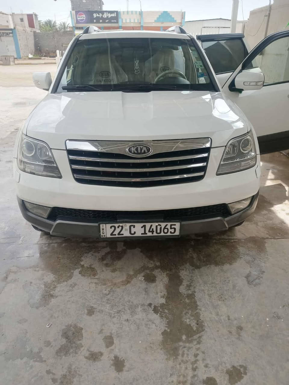 السلام عليكم للبيع مهافي 2013 خليجيه فول للاخير  كفاله ما عدا جاملق جها سايق بي شبر سونر موجود رقم أربيل إنكليزي السعر 147 بي مجال قليل مكان سياره واسط زبيديه للاتصال ***********
