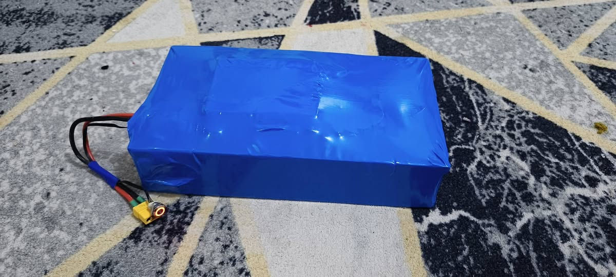 السلام عليكم
بطاريه ليثيوم عاطل 
مو هابط لا عاطل مستخدمه أقل ال شهرين 
سعره 30 قفل


**إذا كنت صاحب هذا الإعلان وتريد حذفه لأي سبب، رجاءا أرسل رسالة إلى الدعم الفني**