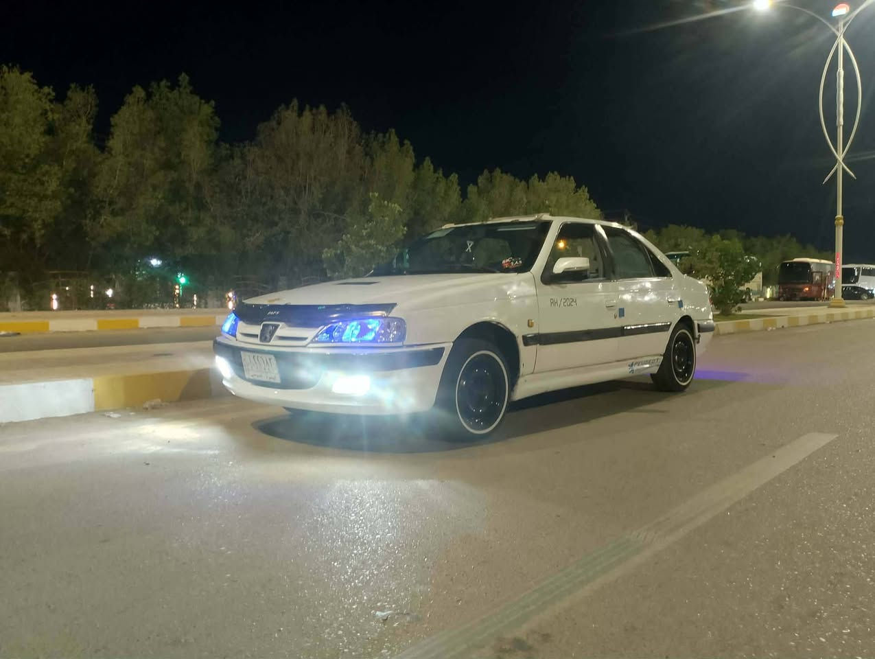 السلام عليكم بيجو بارص موديل 12كير مكينه خير من الله كهربائيات كامله تختم تاير ابولخطه سنويه ل28باسمي تحويل شوكت مايعجبك سياره حره مامطلوبه الف مكان ناصريه مركزالسعر 27 رقم الهاتف ***********
