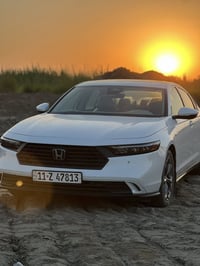 هوندا اكورد ب 195 $   اكورد 2023 EXL هايبرد ( بدون ايرباك حادث خلفي ) ...