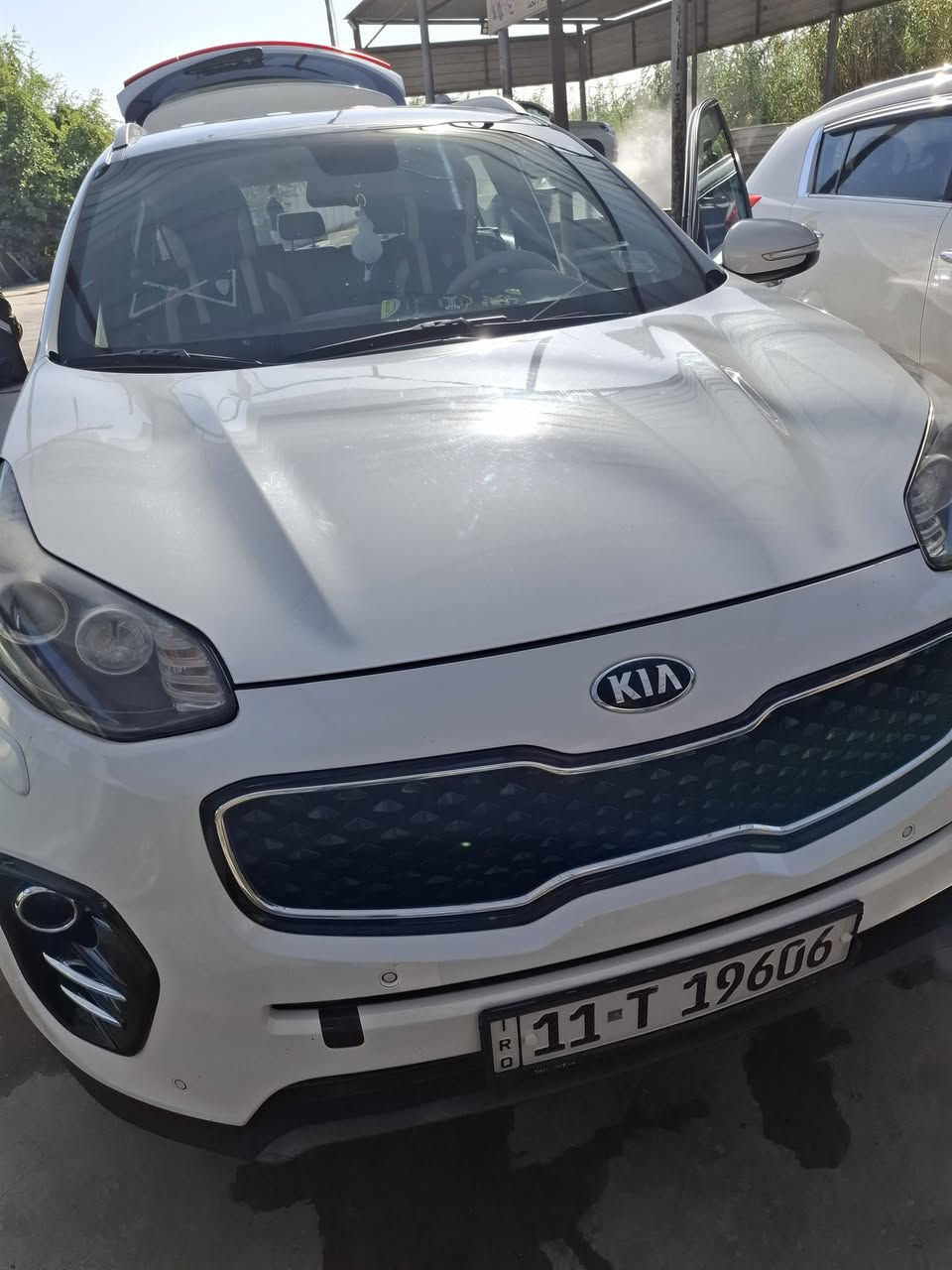 سبورتج للبيع موديل ١٨ وارد خليجي نصف مواصفات شرط فحص سونر انشاء الله مابيه اي نقص بس فطر بالجامه الماميه ماشيه ١٤٣ ارجو المعذره من مدير الكروب اول مره انشر ..ولي  عنده شي او سؤال هذا رقم التليفون *********** السياره مكانها بغداد قرب الجزيره
