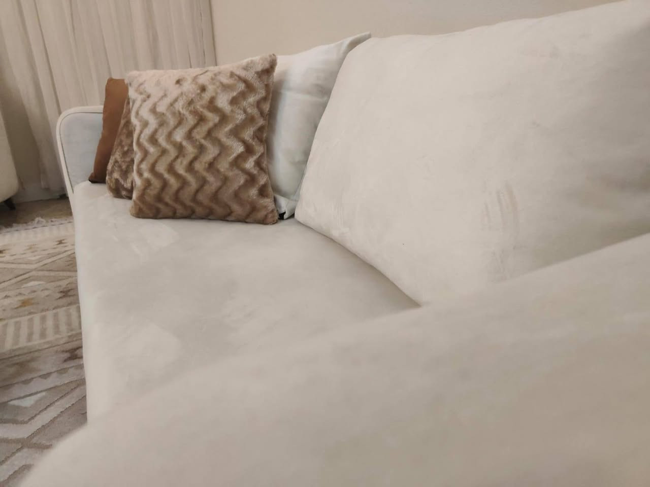 طخم وبردات وطبله وسطيه يعني استقبال كامل للبيع كلهن تفصال مو جاهزات وجدد دزاين وقياسات تركيه الطخم قنفتين كبار وكرسيين يعني ٨مقعد بس كبير ٩٠٠وبي مجال
حي المعلمين الجديد شارع البطاقه الوطنيه سابقا


**إذا كنت صاحب هذا الإعلان وتريد حذفه لأي سبب، رجاءا أرسل رسالة إلى الدعم الفني**