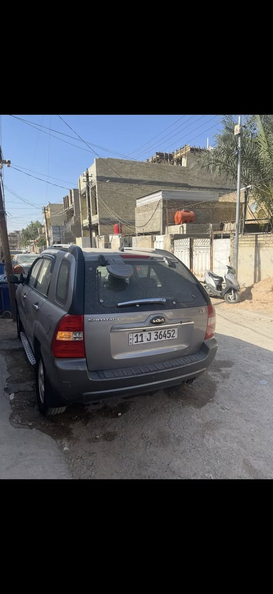 *********** بسم الله الرحمن الرحيم
سبورتج 2008
محرك 2000 دوش
سياره ما ماشيه هواي 160
قطعتين صبغ اثر جراد 
منضومه زنون جديد
باتري جديد
تخم تاير جديد
سنويه ورقم جديد
كمبريسر جديد 
تبريد ثلج
عنبار جديد 
باور ستيرن جديد
درامي شفتات جديد 
سياره نضيفه ومال بيت
السعر 105بيه مجال بسيط
سياره باسمي تحويل ثاني يوم
