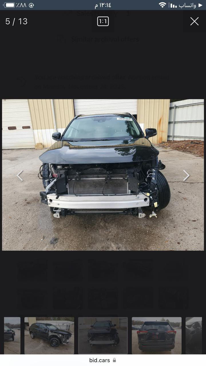 سلام عليكم راف فور للبيع موديل ٢٠٢٥ زيرو ماشيه ٢٠٠٠ حادثه جاملغ يمين بدون شواصي ولا لغد بدون ايرباك وجاملغ يسار فقط فتح بدون حادث موصفات معروفه Xle بدون هايبر. بانزين فقط استفسار  اتصال ***********
