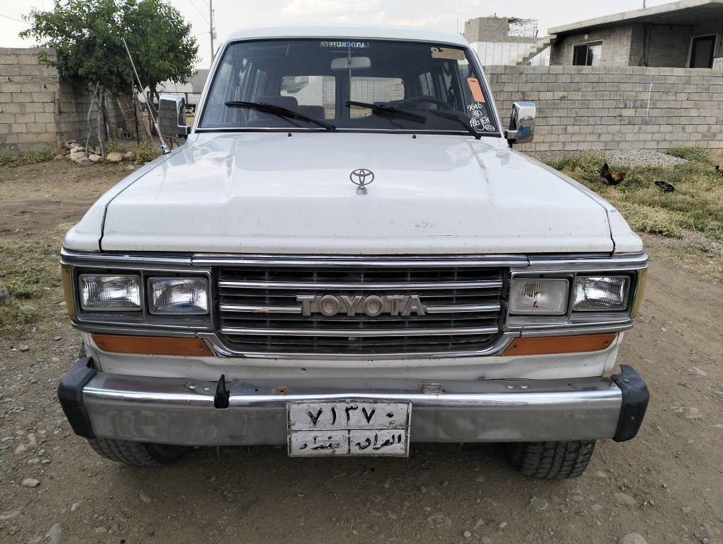 تویوتالاندکروزمودیل 88مکینە3fو6گێڕدەبڵ گێڕوپێش ودوا مەزبوت ئاڕمی دهۆك غازوبنزین هەیکەل وناوی جوان کارەبایی وهەمووشت ئیش ئەکات  بەس تبریدی ئیش ناکات  
نرخ 35وەرقەو مامەڵەیەکی کەم
بۆپەیوەندی 
***********کۆڕەک
واتساپ***********تکایە 
ئاسیاکەم بەس واتساب کاردەکات السليمانية, العراق
