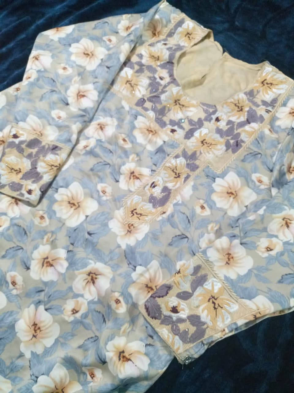 صباح الخير بنات وصل المخور الخليجي بأجمل الألوان و الموديلات النازكه و اسعار مناسبة كميه محدوده سارعو بالحجز توصيل متوفر


**إذا كنت صاحب هذا الإعلان وتريد حذفه لأي سبب، رجاءا أرسل رسالة إلى الدعم الفني**