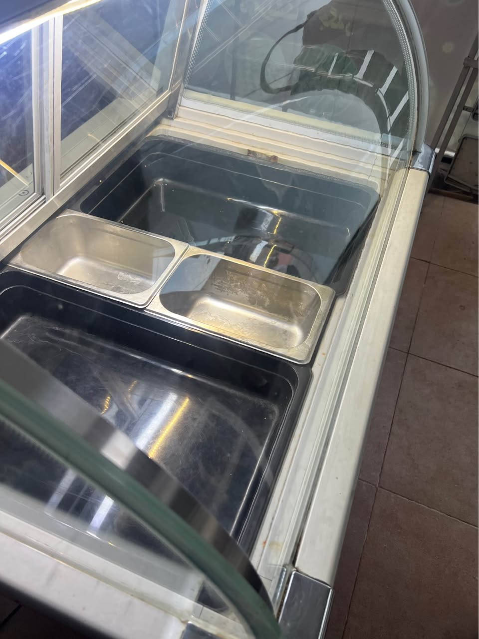 بەڕادی 
مقەبیلات    زۆر پاک ماوەتەوە 
ماتۆڕ بە  شەرتی فەحس و  
نەشکاوی نە شوخت نیەتی 
نرخی ٣٣٠ هەزار

***********

*********** السليمانية, العراق
