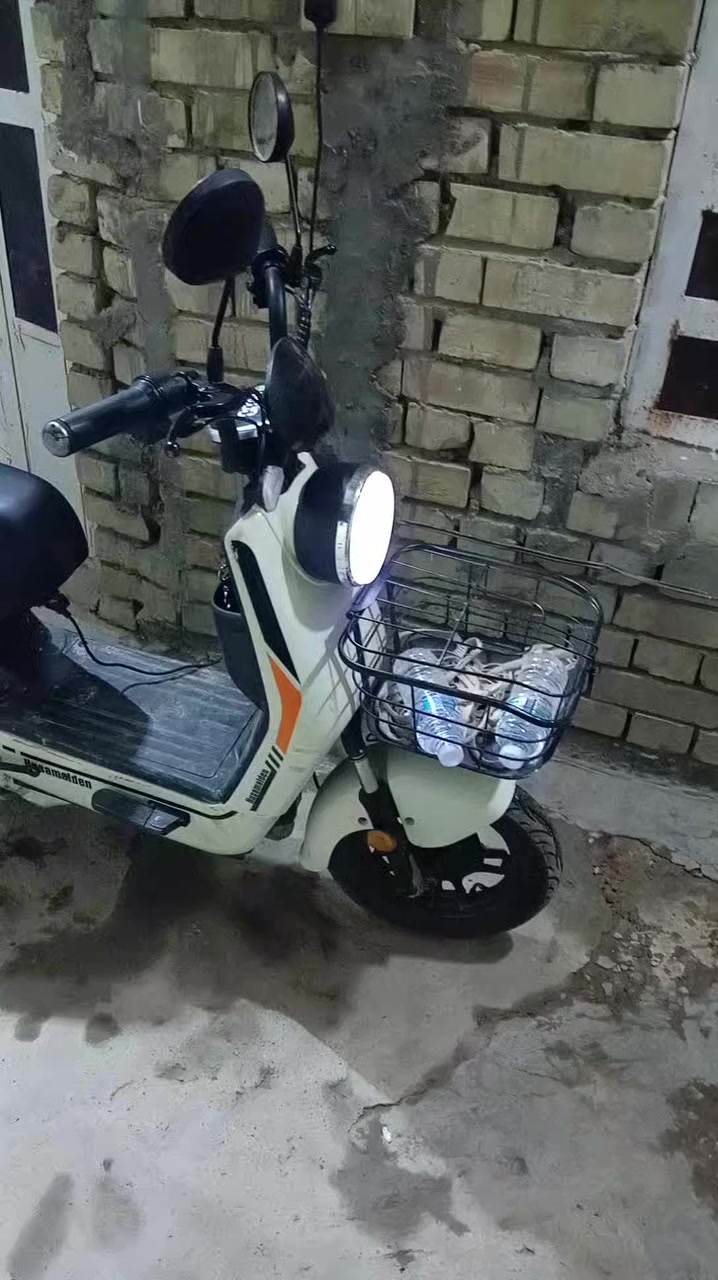 سلام عليكم دراجه شحن نضيفه كلش ٣٥٠ مكاني الشعله


**إذا كنت صاحب هذا الإعلان وتريد حذفه لأي سبب، رجاءا أرسل رسالة إلى الدعم الفني**