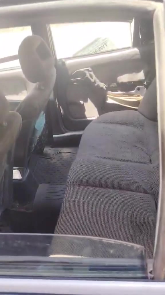 موديل 90 محرك كير نضيف وشكل السيارة ونضافتها موضح بالصور سعر 18تحويل مباشر مكان هيت ***********
