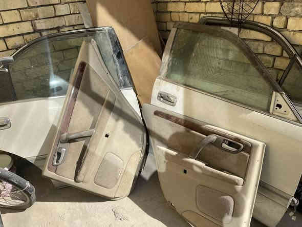 السلام عليكم للبيع بيبان بطاين جنون قيم مايرضي الله شراي رقم تلفون *********** البصره
