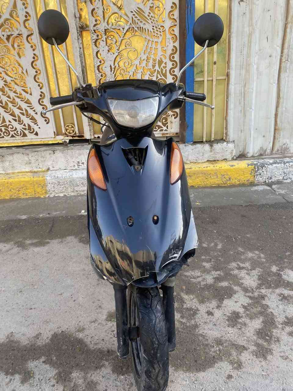 دراجة سازوكي 120  محرك نظيف الكفرات بس الأمامي متضرر  شغاله كلشي ما بيها صافيه  مكاني بغداد السعر330  رقمي للاستفسار ***********
