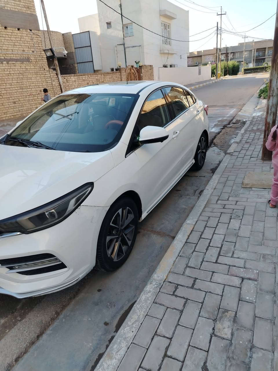 عندي هاي السياره اريد ابيع او مراوس بس موصيني الشيري اريزو6موديل٢٠٢٠ورقمه بغداد مشروع وطني  وعنوان السياره والمواصفاته  فول واحد على واحد بل كوت  والشراي بخدمه ***********
