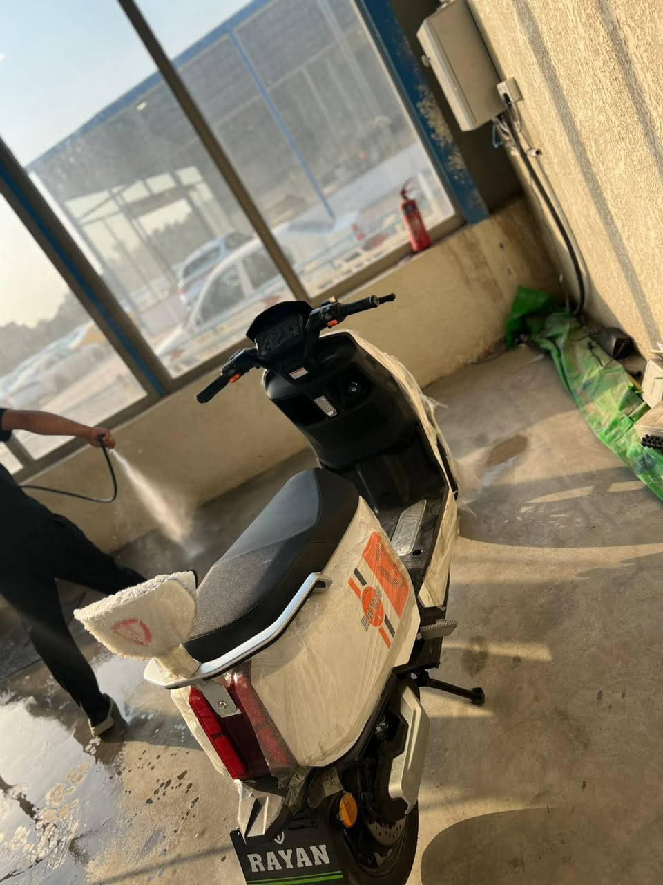 دراجه شحن ريان درجه اوله بعده زيرو بلايلون
بطاريات جدد استخدم قليل بعده بحالت لوكاله
المكان بغداد البلديات مجاور سنتر ابو جود 
السعر بمليون وبيه وجال للشراي 
                                                                    ***********
