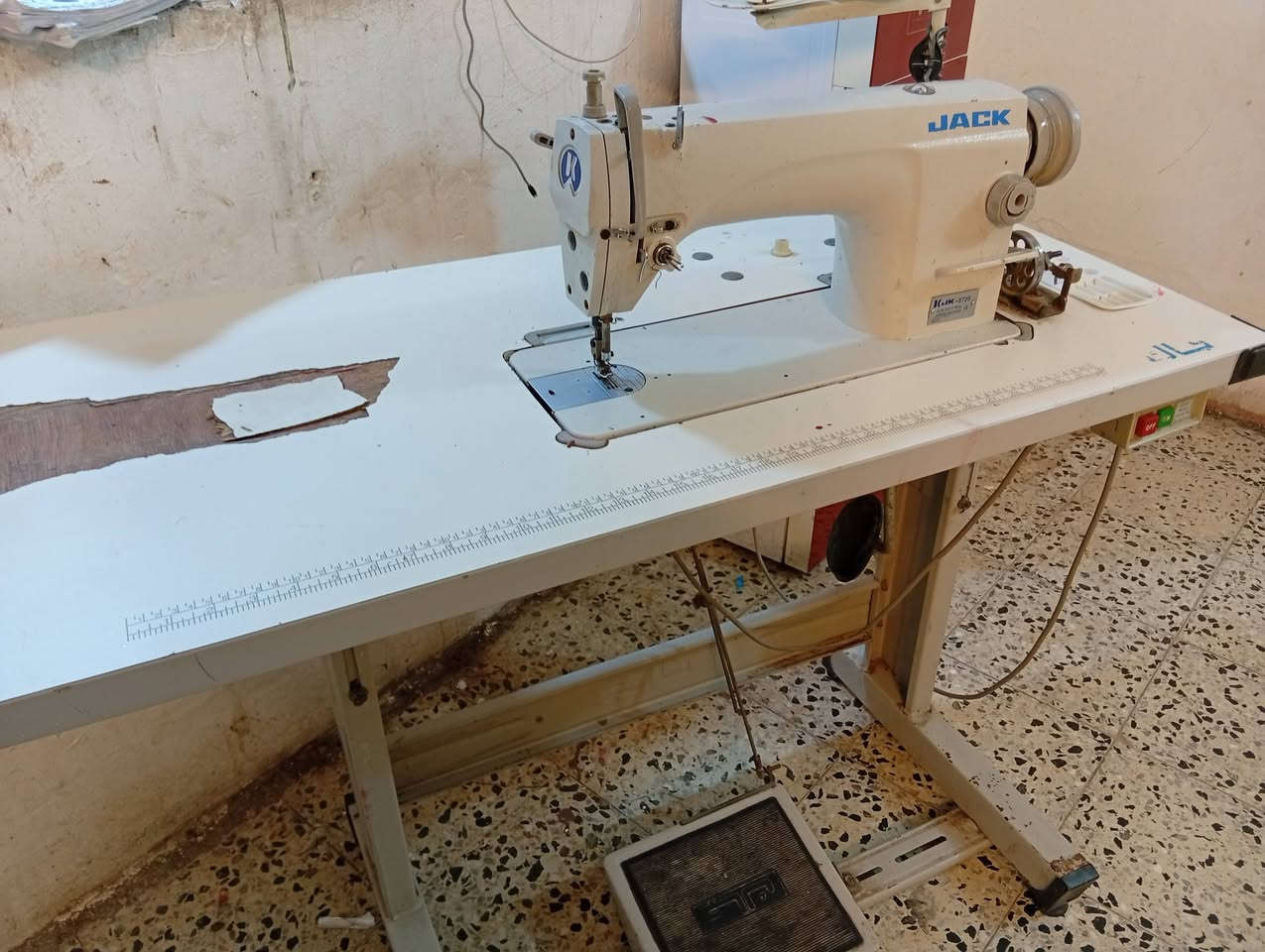 مكينه للبيع بسعر 175مكانه بغداد حي الجهاد


**إذا كنت صاحب هذا الإعلان وتريد حذفه لأي سبب، رجاءا أرسل رسالة إلى الدعم الفني**