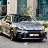 كامري XLE • هايبرد 2.5 • وارد امريكي