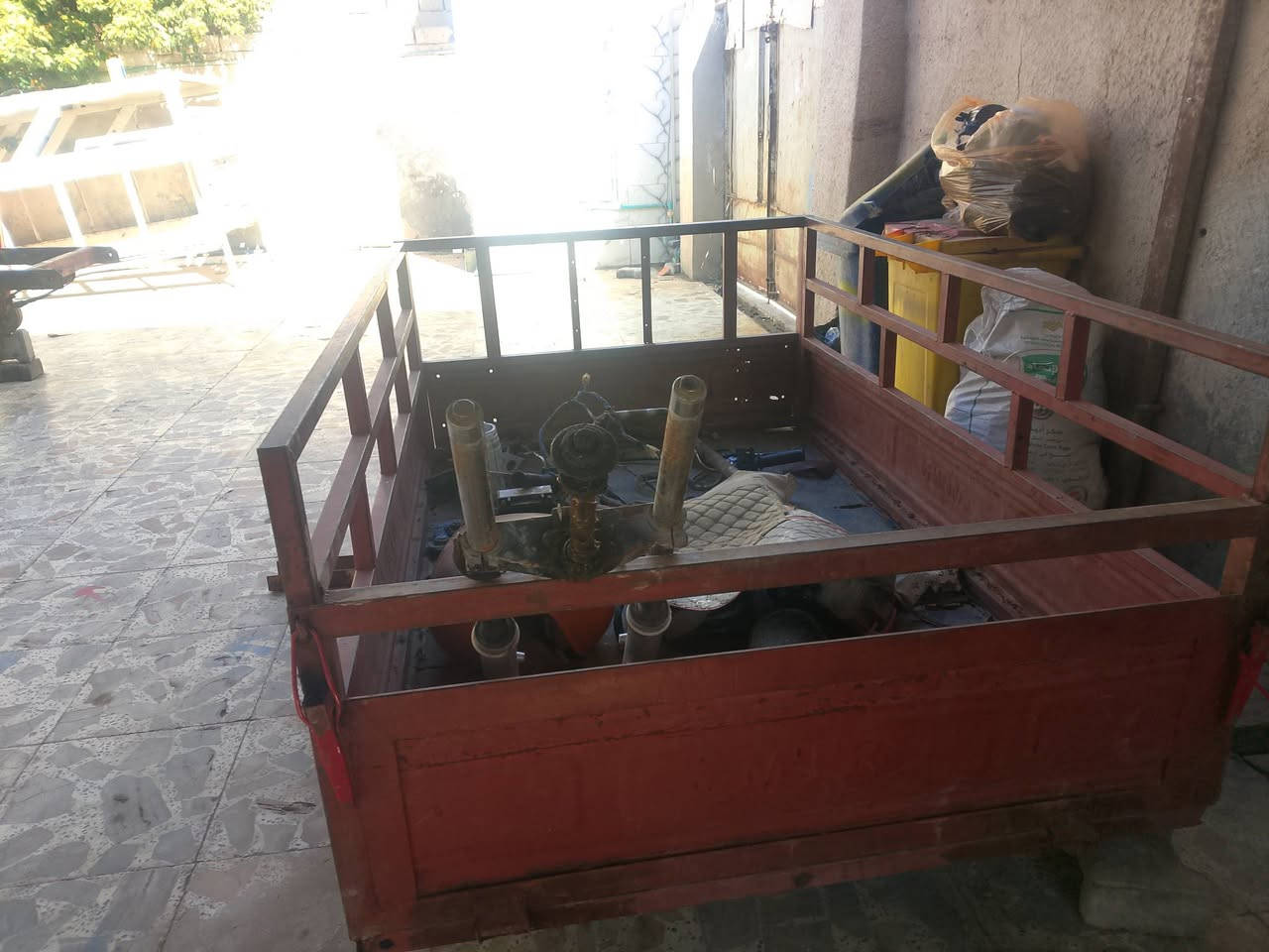 سلام عليكم اخوتي بدي ستوته أم تي أر نضيف حديد ثقيل بي بس لگاعيه بيه شويه خياس الله شاهد نضيف لحديد لثقيل سعره ٢٢٥الف وبيه مجال عنواني القرنه هور السعد مقابيل مدرسه البرهان الاهليه رقمي ***********
