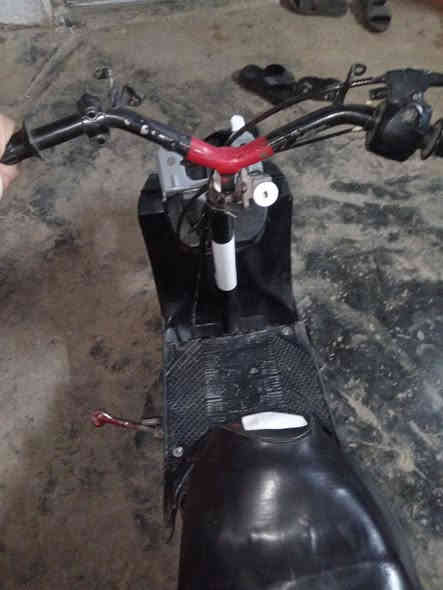 سلام عليكم دراجة ياماها رياضية شلعتة فول نشطة ما شاء الله محرك خير من الله هندر تشتغل ما بيةة نقص تنكر هندر وتطلع لسعر120 وبيةة مجال حك لجيةة مكاني ديالى لخالص التحويلة لرقم *********** ومتواجد ماسنجر
