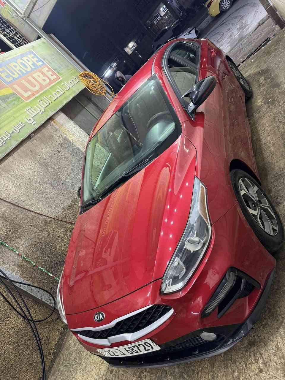 لسلام عليكم للبيع فقط كيا فورتي موديل 19 
وارد امريكي حادثها الجاملغ الخلفي فقط 
رقم اربيل بسمي سنويه جديده 
بجم كبس محرك كير شاصي لغد كله مكفول 
مكينه 2000
الكير ايتي 
ماشيه 68 
بيها طخه موضحه بلفديو  بلباب ترجع على البارد 
والسونار موجود 
السعر 133 وبيها مجال 
مكاني بغداد مدينه الصدر 
***********
