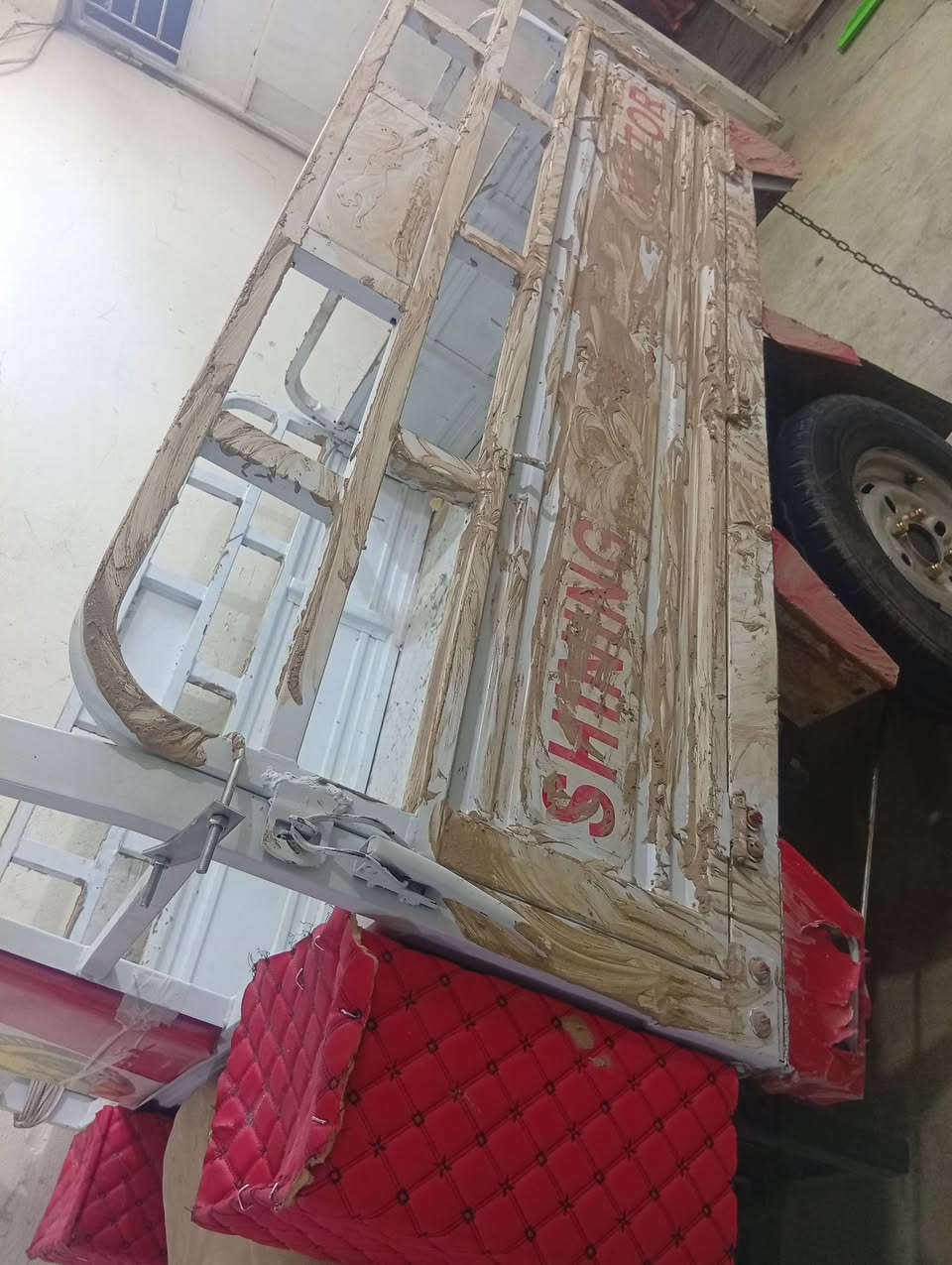 سلام عليكم ستوته فحل عالي 
رجاء رجاء مو شراي اعبر المنشور 
سعر 1450 بيهه مجال قليل مكاني كركوك 
3 تايرات جبلس 
كهربيات شغال 
محرك شرط 
ركبه شاصي شرط 
(***********) رقمي
