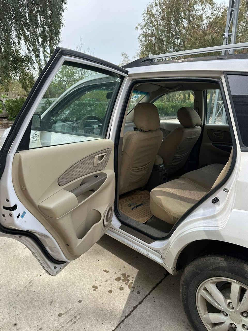 هونادي توسان 2009 رقم صلاح الدين انكليزي مشروع وطني جديد سيارة جاهزة وبأسمنا شرط تحويل 
مكانها موصل الايسر كير محرك كهربائيات كلها شرط موصل, نينوى


**إذا كنت صاحب هذا الإعلان وتريد حذفه لأي سبب، رجاءا أرسل رسالة إلى الدعم الفني**