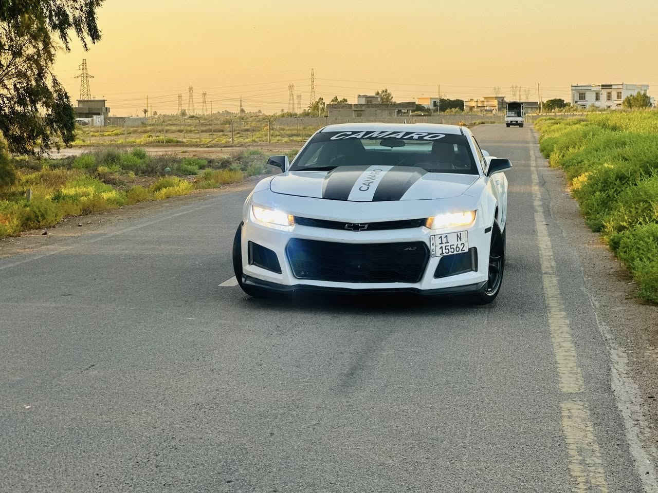 يا الله
كمارو 2015  RSبيها 3 قطع صبغ ابيع حزام حته ما تعبكم 

كير و محرك كفاله  سته سلندر 3600 

تبريد ثلج و كهربائيات كله شغاله 

تخم تاير وصدر خلفي امامي جديد 

سنويه و هزه كله جديد 2031 

ماشيه 160 كيلو 

سياره الله شاهد عليه احلى من الصور ما بيها كل نقص 

السعر 87 بيها مجال مكان بغداد ***********
