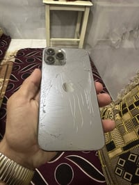 أيفون 12برو ماكس لون اسود الجهاز كل مكفول كامل ع وضع الشركه فقط مستبدل...