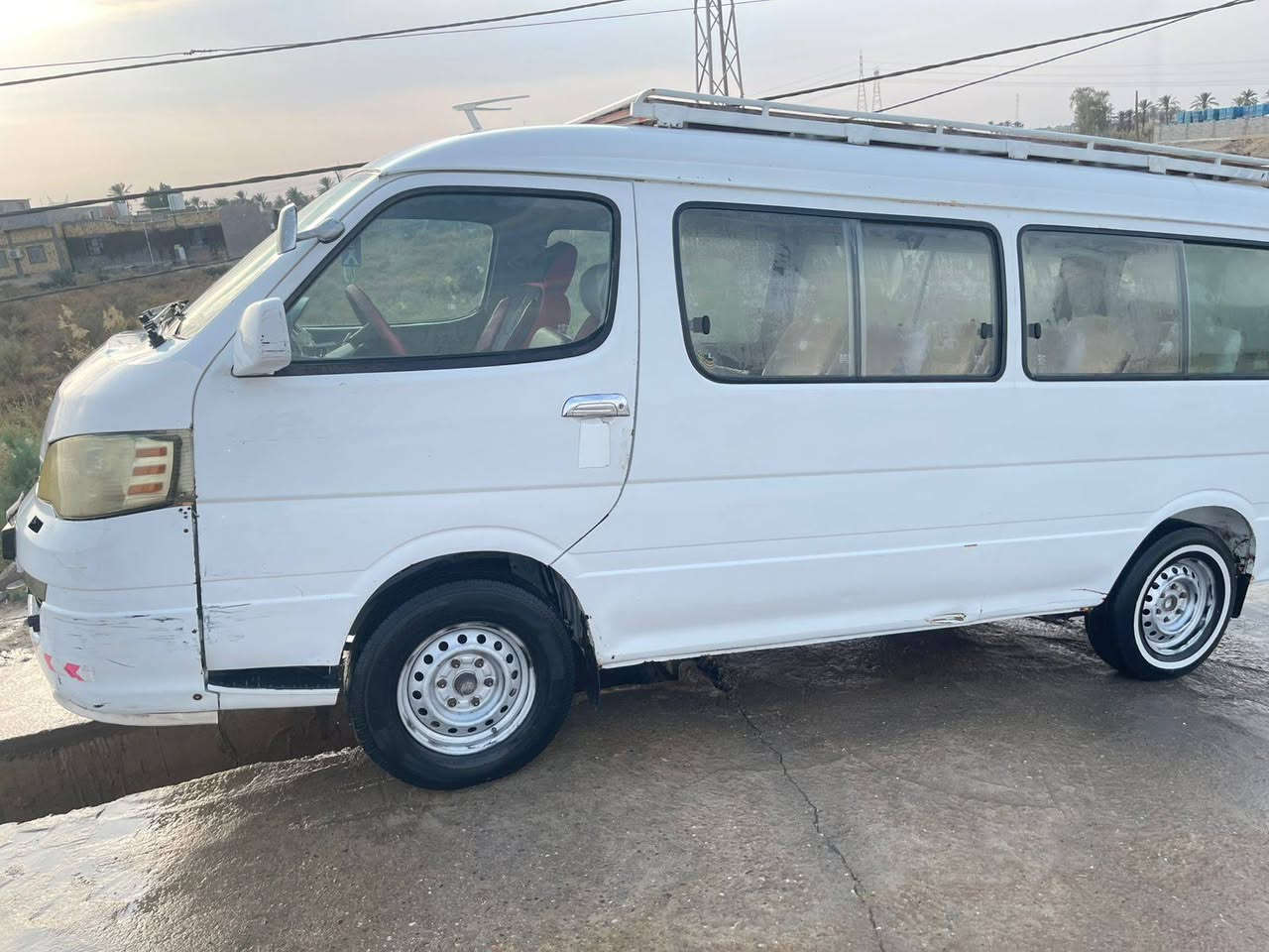 جنبي موصليه موديل 14 سنويه عضم عاج سياره جاهزه على اخر حبايه ومكفوله من الصبغ والمعجون مكينه ونجي سته مجاول وگير عادي حداديه وتخم تاير كله جديد مكان السياره البصره بالمدينه مستعجل على البيع اتصل وتدلل  ***********
