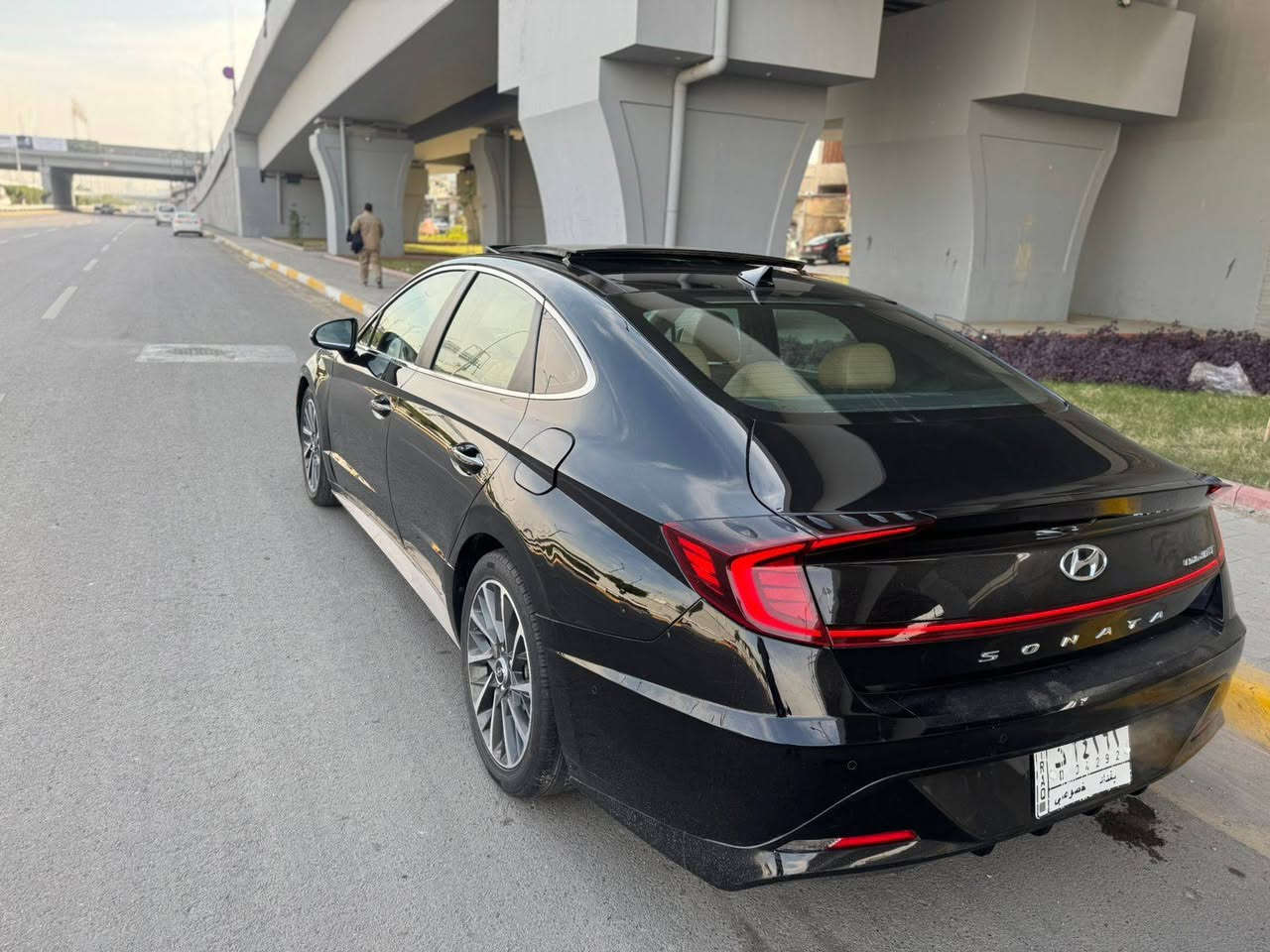 السلام عليكم
سوناتا 2021 لمتدد
فول الفول رقم بغداد 
ماكو مواصفة مابيهة
تشغل عند بعد 
قيادة ذاتية 
خمس كاميرات 
رادار نقطه عمياء تحديد مسار
تمشي بالرمونت
داتا شو 
شحن لاسلكي 
خمس بصمات
كراسي جلد كهرباء 
اربع كراسي تدفئة تبريد 
شاشه تاب 
ماشية 100 الف حقيقي
ضرر السيارة ثلاثة قطع تبديل لون اصلي
وقطعه صبغ بدون دواخل بدون لغد او شاصي
للبيع او المراوس حسب القناعة
عنوان السيارة بغداد شارع مطار المثنى
سعر البيع 155 ورقة 
للتواصل *********** متوفر واتساب
