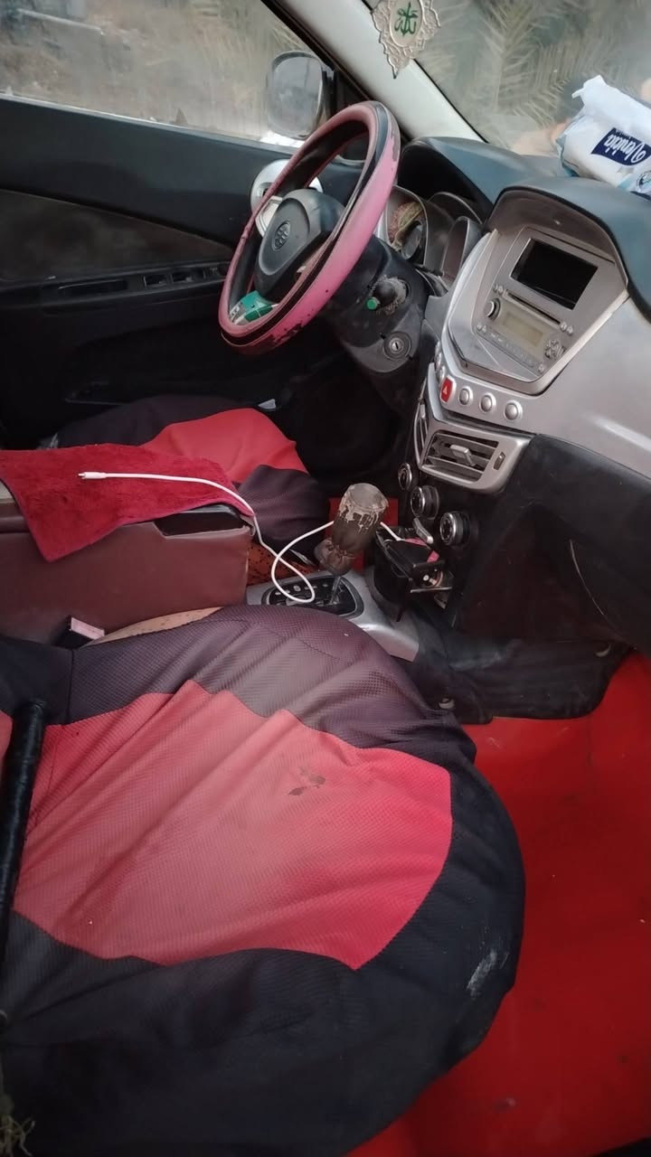 سلام عليكم سياره فاو موديل 2014مصبوغه عام محورها كير ومكينه كورلا تواصل عله رقم هاتف ***********
