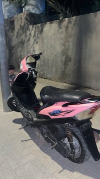 دراجه ماكس عدله للبيع مفتوحه مره وحده بس والدراجه خرسه كلش السعر ٥٠٠ و...