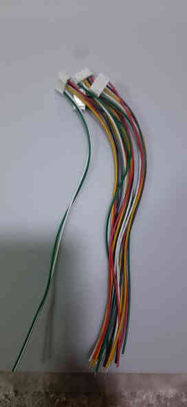 بفضل الله توفر لدينا الآن في الوسام لصيانة الأجهزة الإلكترونية بعد شحنها من الصين أحدث الأجهزة الخاصة بلحام وتجميع بطاريات الليثيوم:
• كاوية نقطية Spot Welder مخصصة للحام شرائح النيكل لبطاريات الليثيوم بجميع أنواعها.
• فاحصة احترافية لشحن وتفريغ البطاريات بدقة عالية لمعرفة:
السعة الحقيقية (mAh)
المقاومة الداخلية
حالة البطارية بعد الشحن 

نقدم خدمة تجميع بطاريات عاكسة الإنترنت والكاميرات وغيرها لجميع أنواع الفيش
• 5 بن
• 7 بن
• 3 بن منفصل
وأي ترتيب آخر حسب طلبك. 

متوفر لدينا بطاريات ليثيوم عالية الجودة:
• للدريل (تفريغ عالي 10C)
3.7V — 2000mAh — 10C
• للعاكسات وجميع الاستخدامات الإلكترونية
3.7V — 2000mAh — 5C
3.2V 2000mAh فوسفات الحديد وهي بطاريات قليلة في السوق تاتي بقسم من العاكسات تم توفيرها لكنها اغلى من الليثيوم السعر للاربع بطاريات ١٢ الف
ملاحظة مهمة لزبائننا: 

التجميع اليدوي الاحترافي أفضل بكثير من البطاريات الجاهزة التي تُباع في الأسواق لأن السعات المكتوبة عليها في الغالب غير حقيقية حسب التجربة والفحص.
كما أن البطاريات الجاهزة تباع بأسعار تتراوح بين ١٠ الاف الى  ١٢ الف دينار 
بينما يمكننا تجميع 4 بطاريات كاملة لعاكسة الراوتر بسعر ١٠ الاف دينار فقط مع ضمان الفحص والجودة 

الموقع: قرية اللزاكة
الوسام لصيانة الأجهزة الإلكترونية
المهندس سالم الحمادة
📞 ***********
