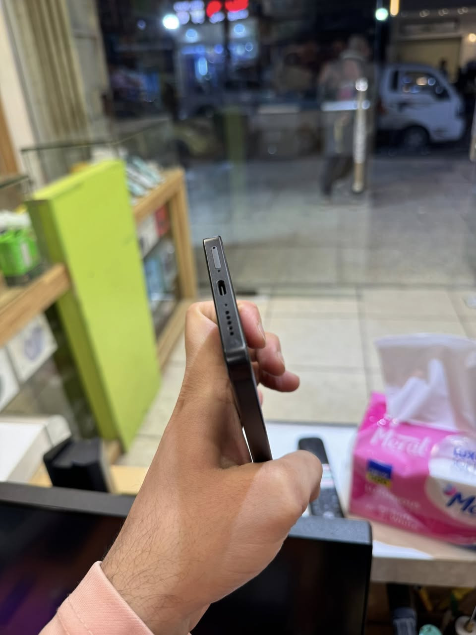 Poco x7 pro
كلش نضيف
ذاكرة 256 
ملحقاته كامله
***********
