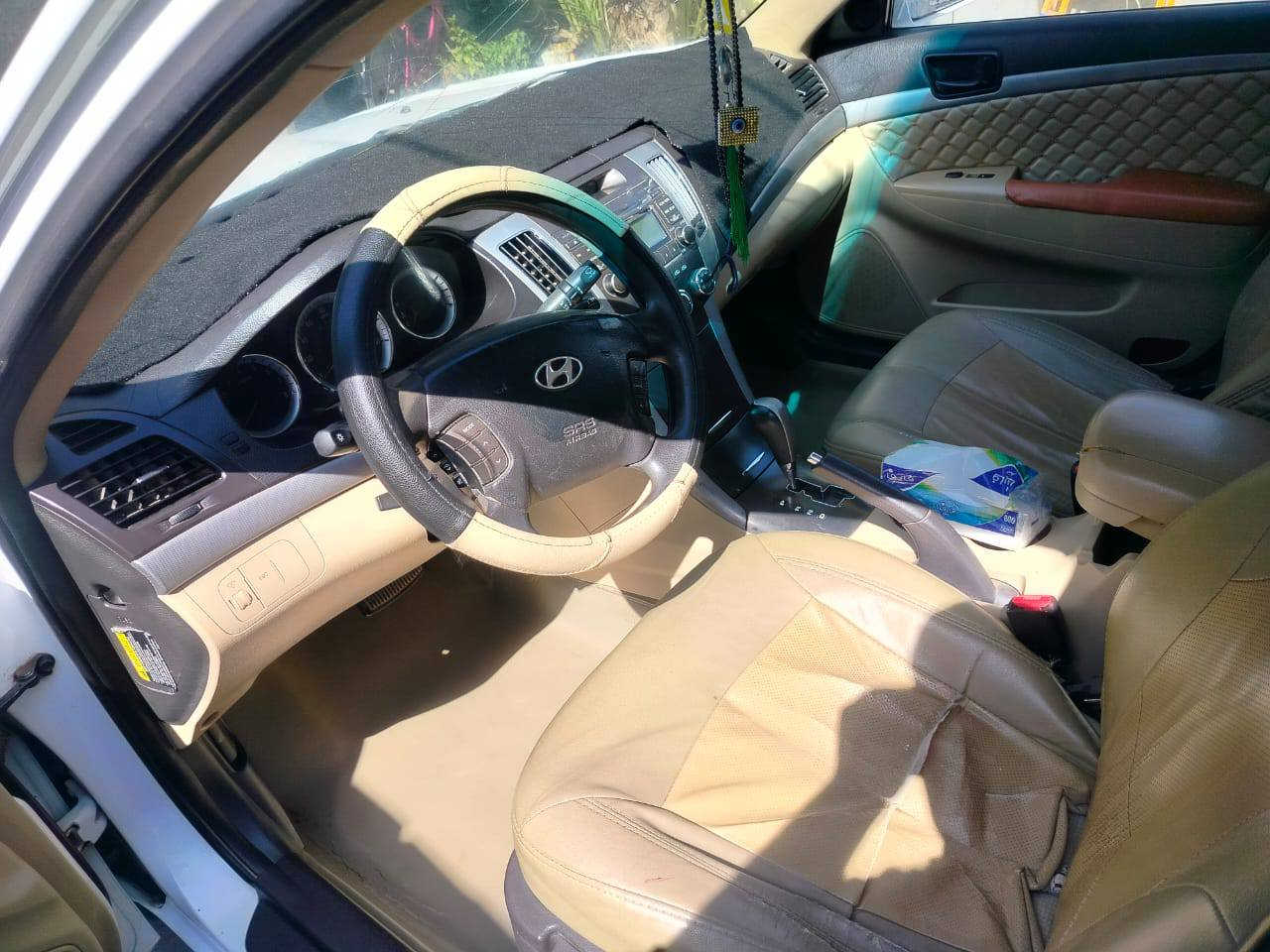 السلام عليكم سوناتا لبيع موديل 2010 وارد امريكي سونار موضح بالصورة العنوان ديالى المقدادية السعر 130 وبيهة مجال هاتف *********** علمن السيارة بسمي
