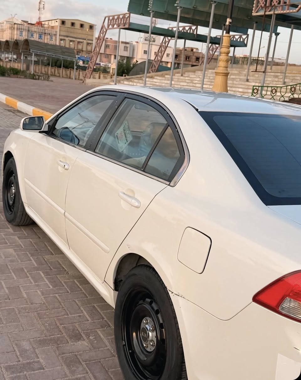 كيا اوبتما 2009 خليجي صبغ أحزام  جديده وجاهزه مكينه 2000 دوش مكفوله وكير مكفول رقم واسط  تحويل مباشر السعر 96$ وبيه مجال مكان السماوة ***********
