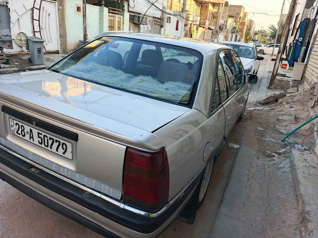 اوبل اوميكا للبيع موديل 93مصبوغه عام جماليه حداديه جديدة خليجي هزه جديدة كهربائيات  شغاله كله رقم نجف دوشمه جديدة مكفوله محرك او كير حاويه جدد تخم تاير جديد كوري باتري جديد سيارة مال جناي جديدة *********** مكان السيارة نجف الاشرف السعر 45قفل كير عادي حاويه جدد حجي مهدي الخفاجي النجف الاشرف
