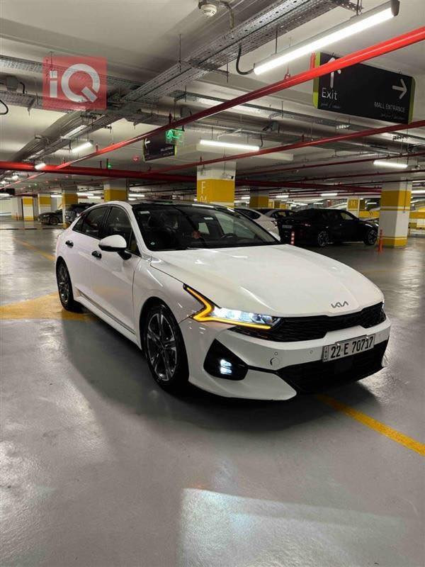 كيا k5 موديل 2022 1600turbo
السياره فول 1/1مناقصهه اي شي كله جديد ع ايدي السياره رقم اربيل خصوصي لون ابيض ب اسمي تحويل ثاني يوم 
ورارد امريكي حادثهه فقط رصعات بالبنيد مرجعي وصابغين البنيد موضح بالصوره ابيع قطعه وحده السياره بدون ايرباك كله سستم واحد وليبل واحد ماشيه 3700 الف

المواصفات:

كاميرا خلفية،كامرا اماميه كامرات جانبيه 

سقف بانورامي

التحكم في المنحدرات

كاميرا 360

مستشعر وقوف

الكشنات تدفئة
 تبريد

فتحة سقف

مثبت السرعة

شاشة

حساسات اماميه خلفيه اشاره ترحيب 

مراقبة نقطة العمية

نظام المفتاح الذكي

2 وسادة هوائية

مصابيح أمامية ليد

التشغيل عن بعد

فرامل حامل إلكتروني

تعليق تلقائي

قياده ذاتيه 

4 انضمه قياده

توقف ذاتي 
Auto hold

رادرات . 

وبعد بيهه مواصفات 

السعر 19000$
وبيهه مجال 

المو شراي ليكسر ب سعر فدوه 

للاستفسار الاتصال على الهاتف 
***********
