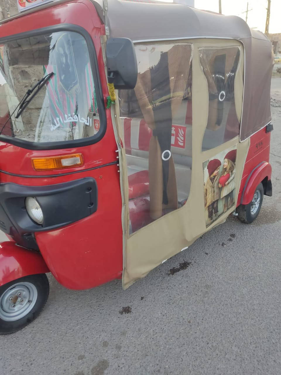 تكتك مديل ١٨ نضيفه جاهزه من كلشي سعر ٣٠٠/٤مكان مدينه الصدر ستفسار ع رقم ***********
