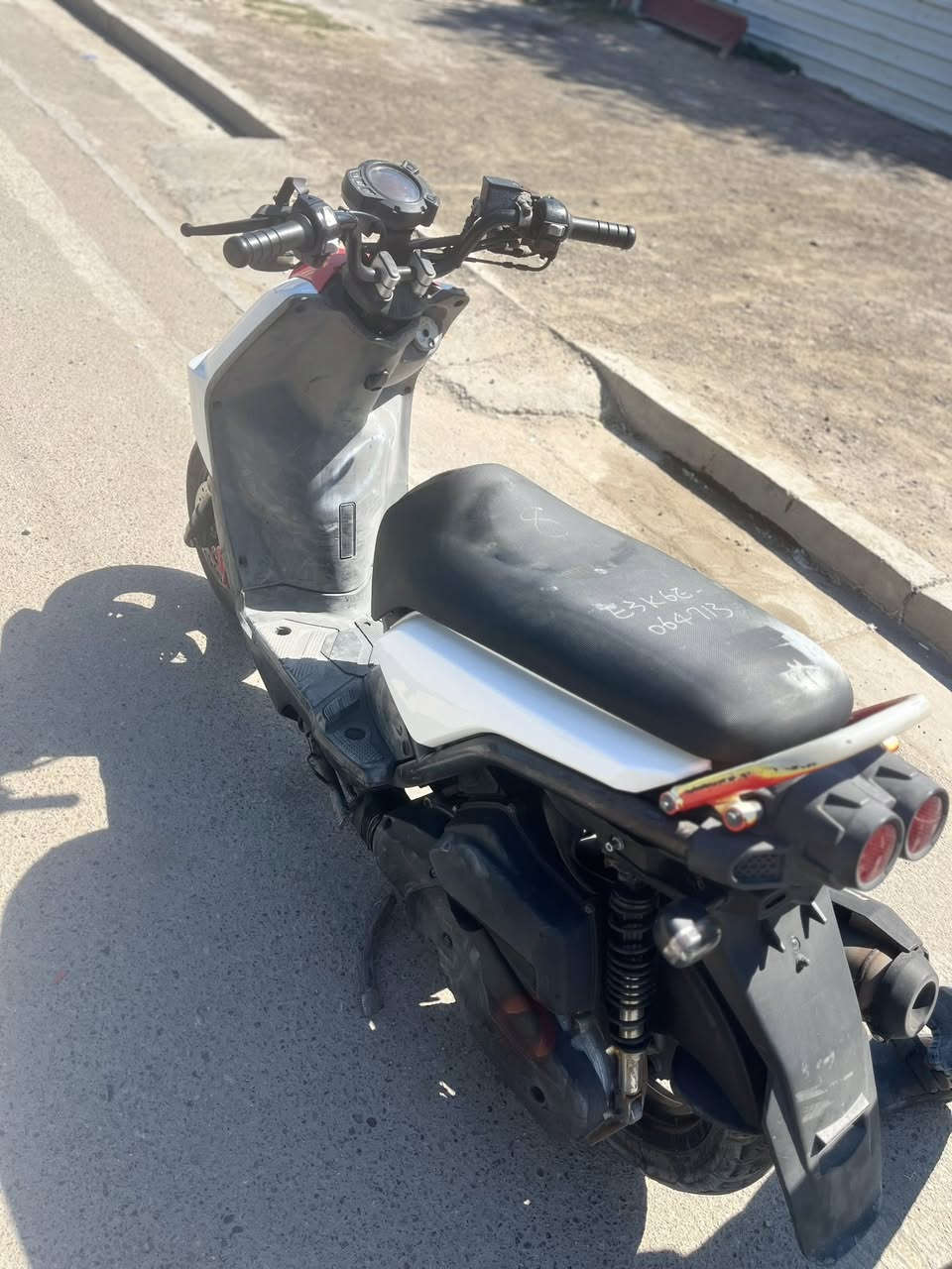 السلام عليكم دراجه سكنس جبلي بالقران صالي 5 ايام منزله رمبه مكفوله مكفوله مكفوله من كلشي الدراجه خير من الله شلعه ومعدل مكاني بغداد حي الجهاد. للمراوسه pcx او للبيع رقمي*********** واتساب فقط اوراقه موجوده
