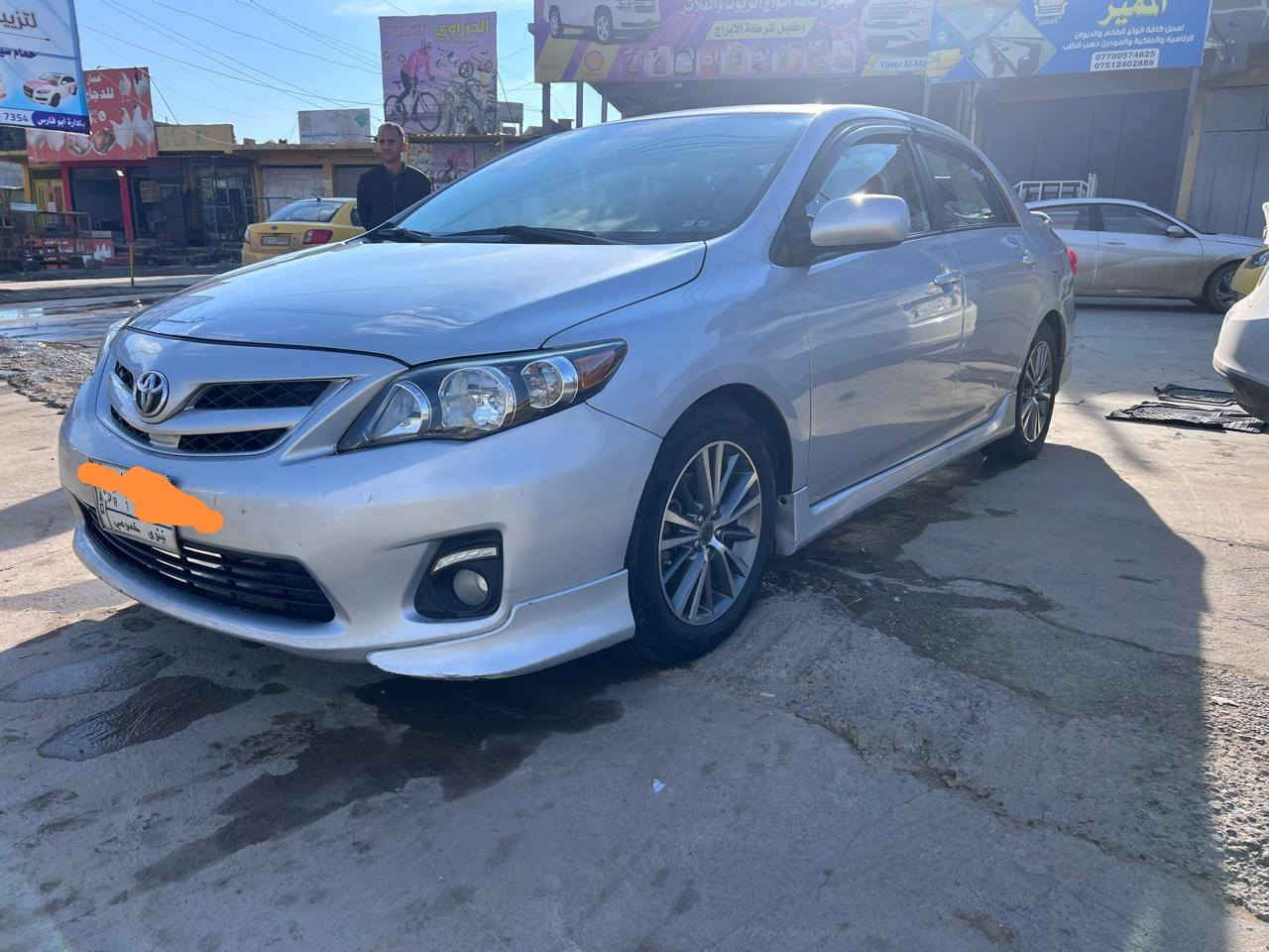 السلام وعليكم
كورلا 2013
رقم نينوئ
كاربون بيها
سيارة بدون ضرر بدون صبغ
ماشية 109
سيارة فتحة سقف يعني فول 
بيها منظومة غاز يعني سيارة غاز وبنزين 
باسمي تحويل مباشر
***********
