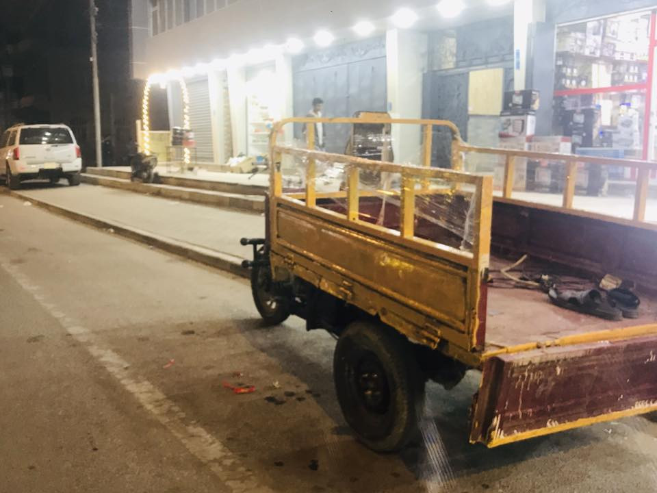 يا الله السلام عليكم ستوته MTR للبيع ادوات كفاله
مكينتهه كريلائيه ٢٢ 
شاصي كفالة عامه
ستوته حلوه ومرتبه
السعر ٥٥٠ وبيه مجال قليل للطيبين
رقم ***********
