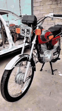 سلام عليكم اربعه كير للبيع كلك مكاني نجف حي النصار الدراجه شوفت عينك لوك نضيفه مكينه بل جيس السعر 550  وبيها مجال متواجد مازنجر +واتساب رقم الهاتف ***********
