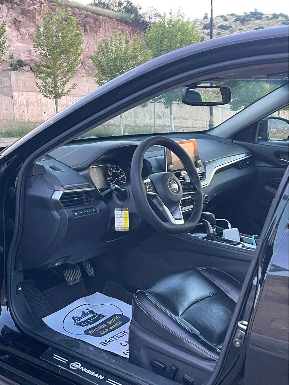 نيسان التيما SL 2020
ماشيه 90 MI
ضرر قطعتين صبغ 
بدون ايرباك 
فول فول مواصفات
للتواصل/ *********** دهوك, العراق
