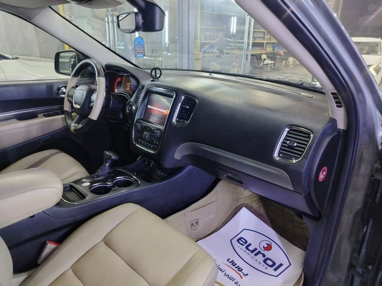 السلام عليكم
للبيع دوج دورانگو GT خليجي أصلي
موديل 2019
محرك 3600 قوي
7 راكب – عائلية ومريحة
لون سمنتي مميز ونادر
السيارة نظيفة جدًا وما محتاجة شي
حدايد صدر + تايرات أصلية جديدة
الماشي 125 ألف كيلو
رقم أربيل باسمي
السعر المطلوب 29 ونص
قابل للتفاوض للجادين فقط
للتواصل:  *********** 
سيارة موجوده في بغداد
