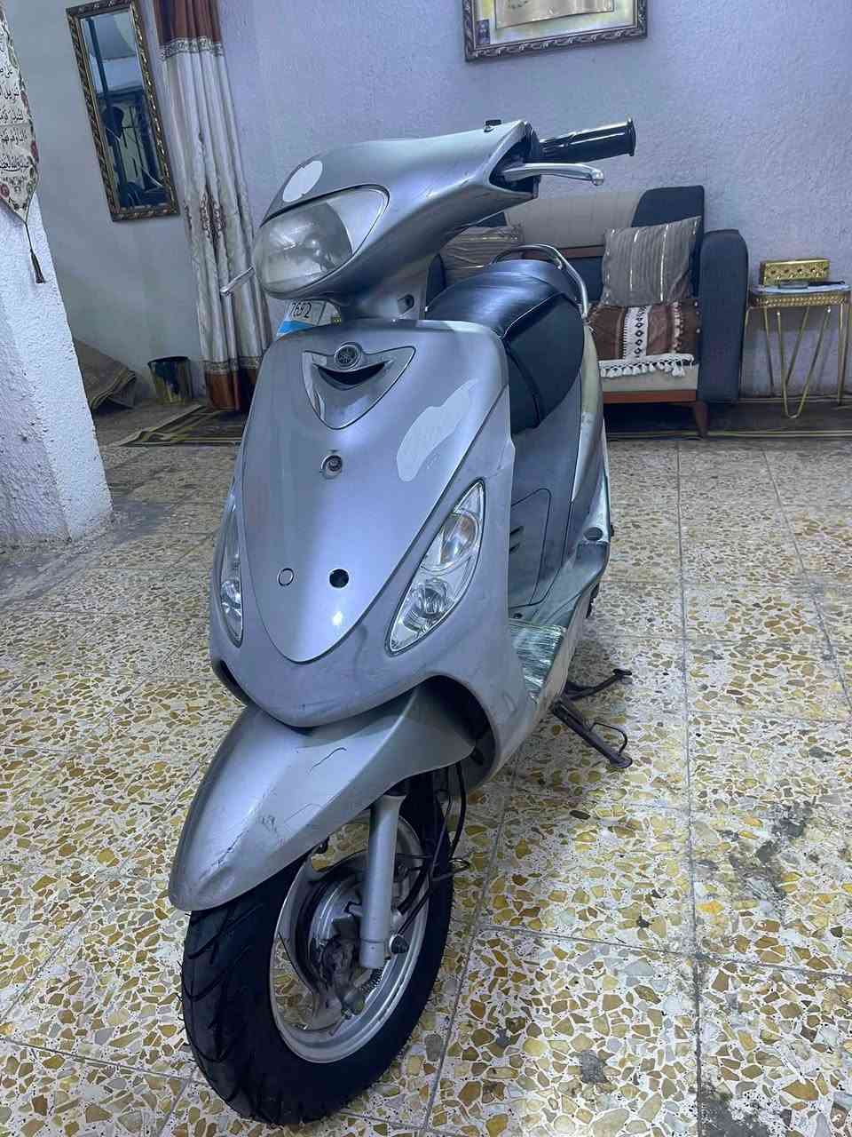 منغولي دراجهً بلاديه شلعه ومعدل ناعمه الدراجه مال رمبه بس تاير الامي مبدل فقط السعر 700بيه مجال قليل العنون الوزريه هـ***********
