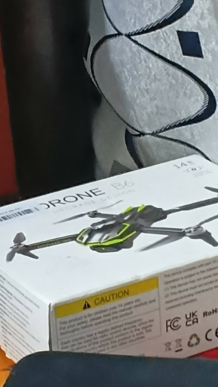 سلام عليكم طياره درون محركه برجلس حلوه مراوس بل جهاز مبايل و بنكه شحن و بلي 2   حتلو بنكه شحن والا ماكو بلي 2 والا ماكو جهاز  متواجد واتساب ***********
