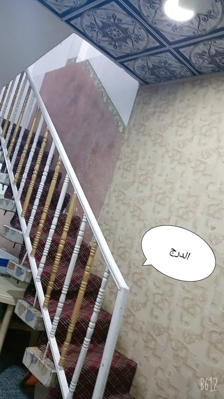 بيت (بسعر مناسب وموقع مميز ونظيف في حي ميسان) 
١٣٢ متر منطقة ١٥ خلف الشارع العام شارع الكيات بجوار منتزة يتكون من ٣ غرف واستقبال وممر واستقبال ومطبخ ومكشوفة ومخزن، الارضية كاشي والجدران سيراميك وتغليف
للتواصل مع صاحب البيت *********** فيه واتساب 
***********

