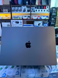Macbook pro m1 /16 inch M1 pro Ram 16 512 مشحونة ٣ مرات باتريها الاصلي...