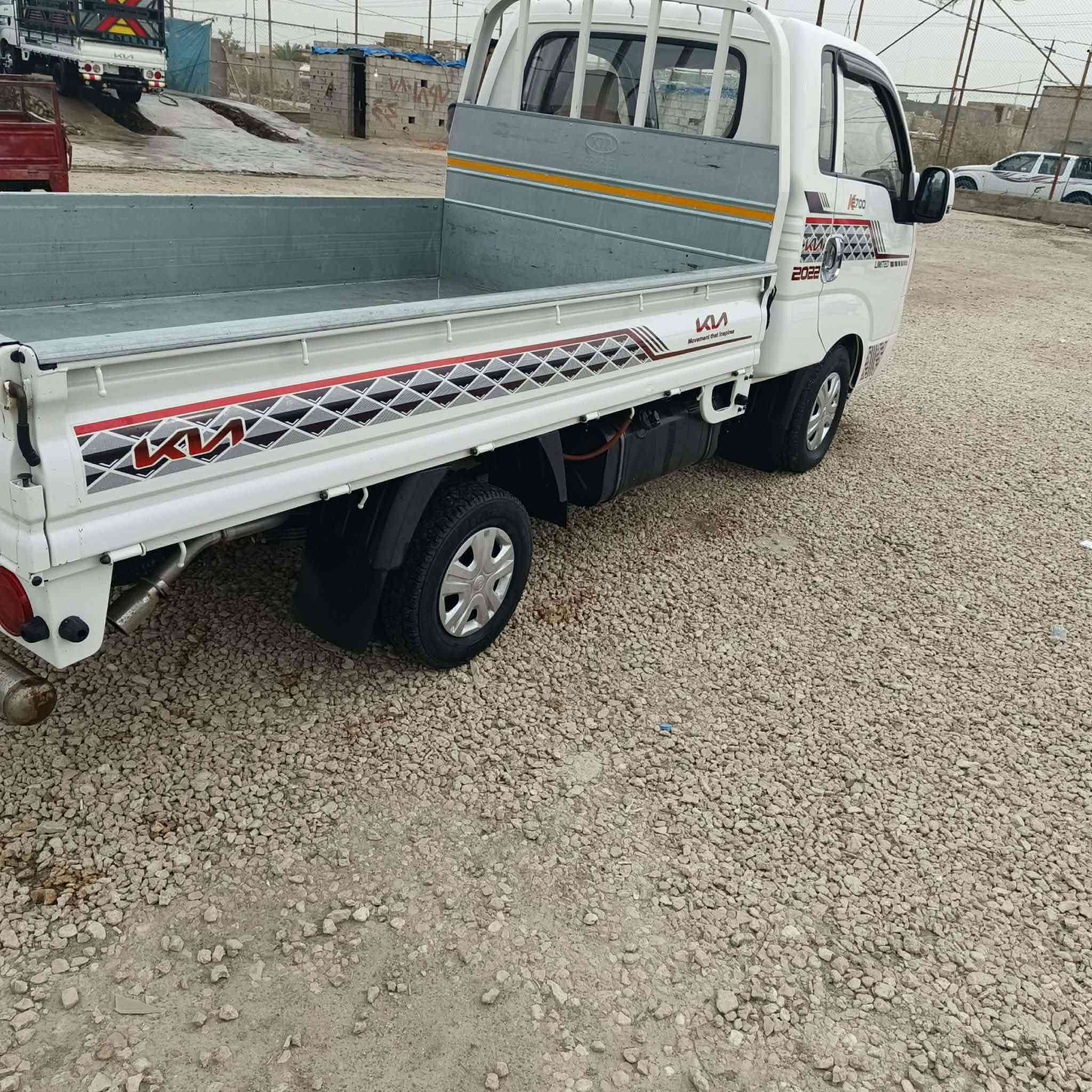 سلام عليكم
للبيع كيا بنكو 2022. مكفوله كفاله عامه ماشيه 43 الف.  كير مكينه اكسن.   حداديه دخم تاير الشركه  كفاله عامه 
تحويل ثاني يوم رقم قادسيه.  مكان السماوه  للستفسار اتصل. 
***********
