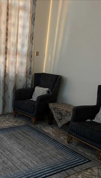 كرسين • للبيع