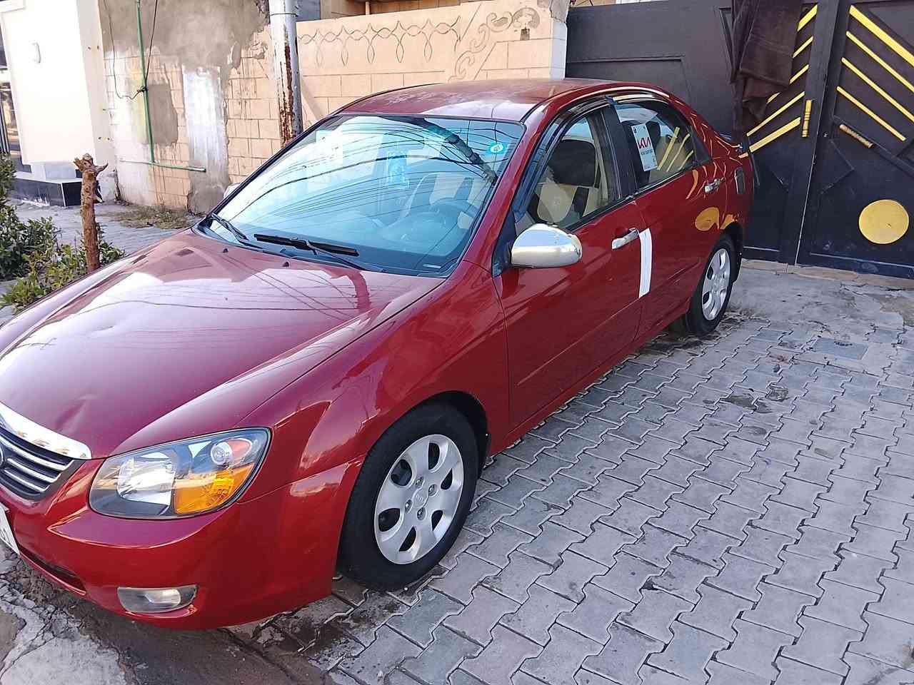 للبيع كيا سبكترا موديل 2009 رقم ديالى دولي سنوية بسمي وارد امريكي ضرر جاملغ امامي اليمنى  وبيها جاملغ اليسرى وبنيد وباب كلير اثر جراد محرك 2000 كير صدر تبريد مكفول رقم الهاتف *********** العنوان ديالى بعقوبة التحرير
